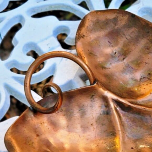 Vintage Copper Leaf Shaped Crimped Edge Dish 9”x6”X1.75" - Picture 4 of 11